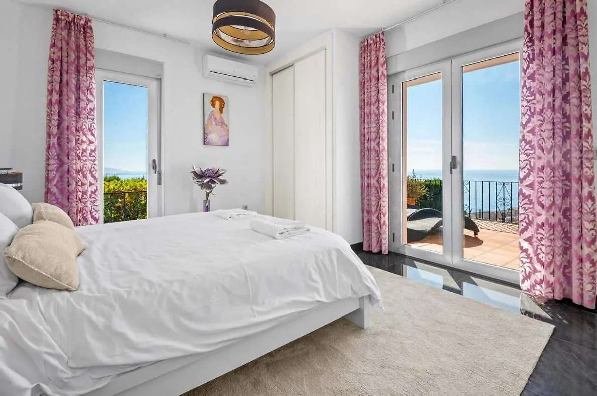 Daire Villa Marina With Stunning View And Private Pool